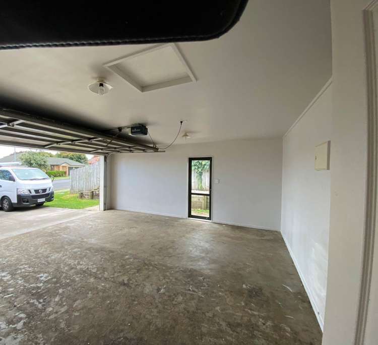 166 Keri Vista Rise Papakura_11