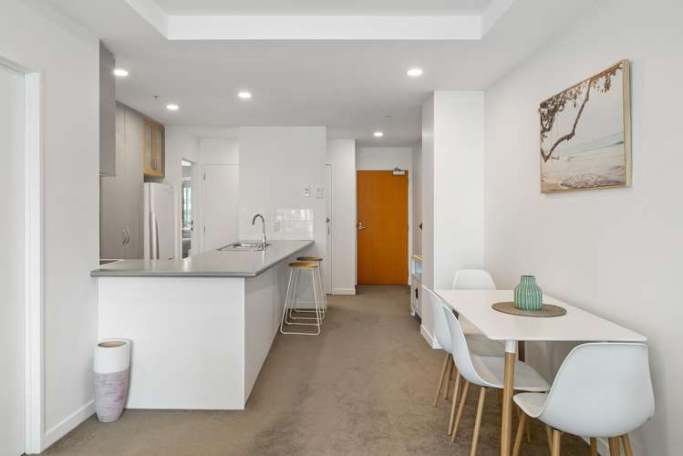 16/12 Maunganui Road Mt Maunganui_11