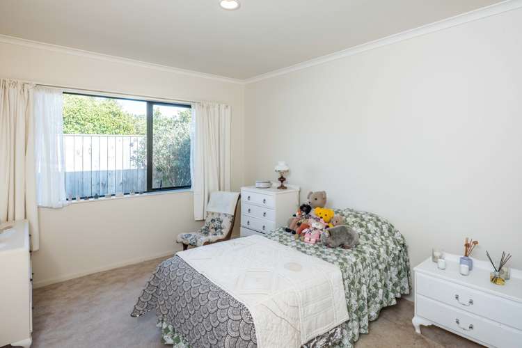 40b Ocean Road Paraparaumu Beach_11