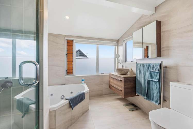 3 Pounamu Place Shelly Park_27