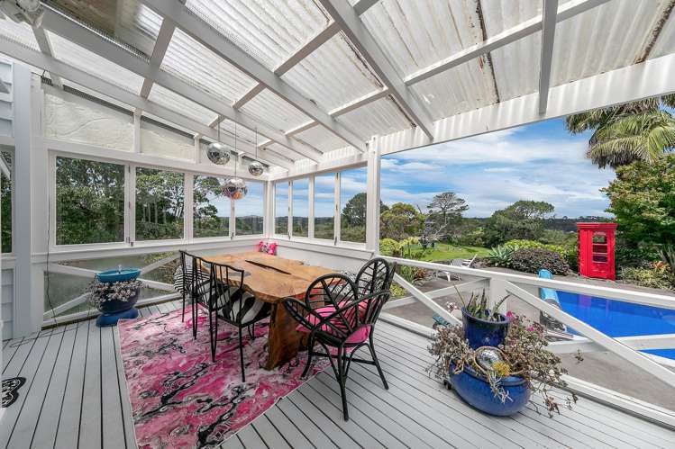 355 Ridge Road Paremoremo_9