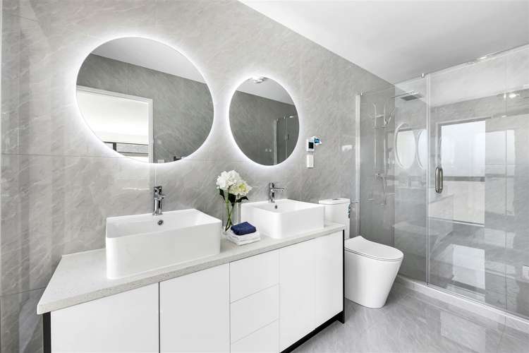 13 Tullymore Drive Flat Bush_21