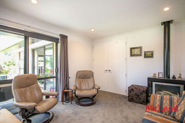 8 Alton Place Allenton_13