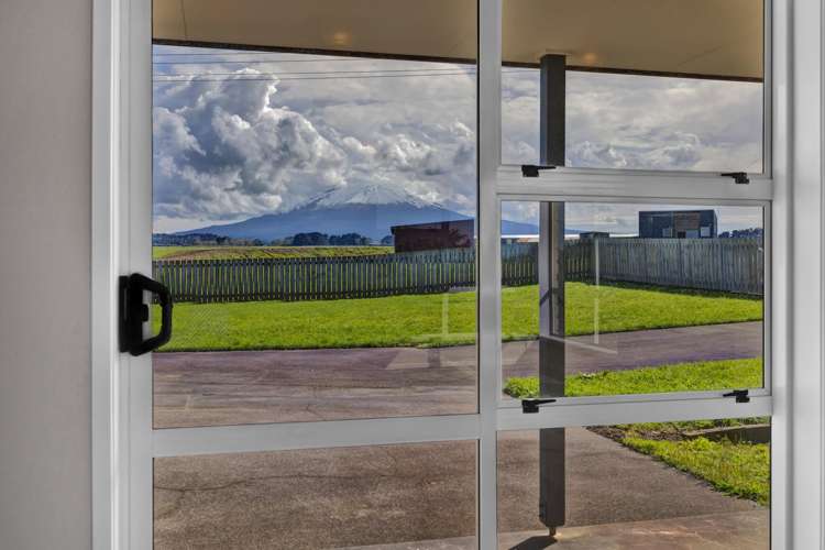 1658 Skeet Road Auroa_6