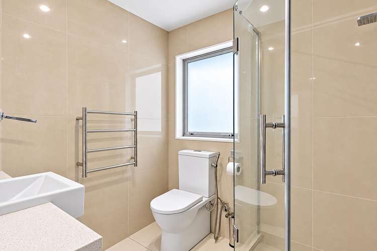 3 Crestview Rise Papakura_10