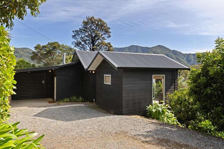 2045 Queen Charlotte Drive Anakiwa and Surrounds_25