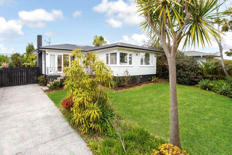 25 Trojan Crescent New Lynn_23