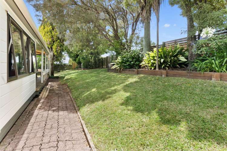80 Poaka Avenue Dinsdale_21