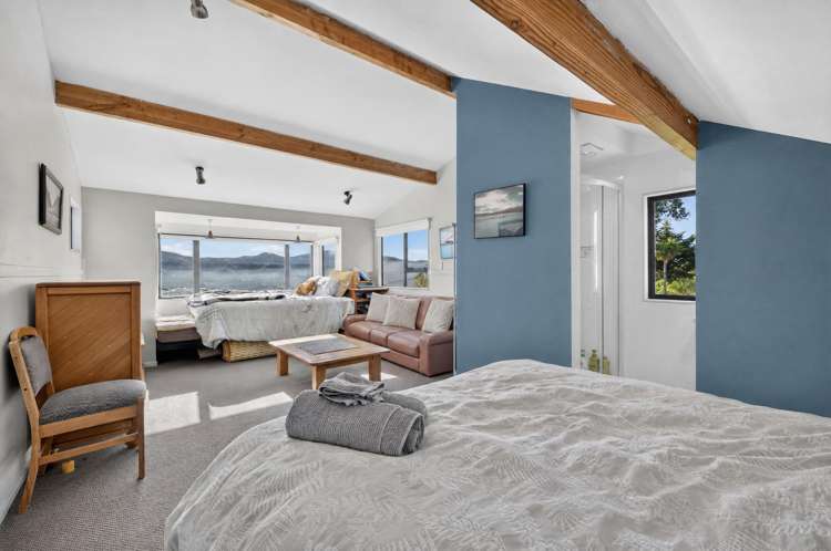 6 Doris Faigan Lane Charteris Bay_19
