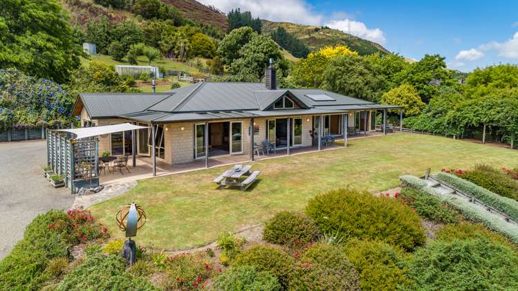 545 Hill Street South Hope_20