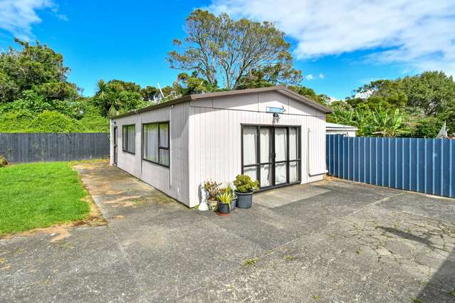 76 Henwood Road Mangere East_1