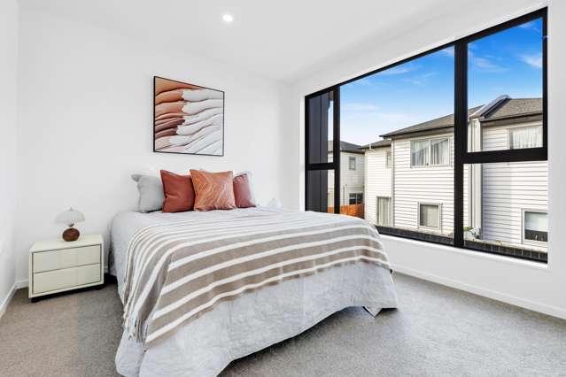 3/5 Galloway Crescent Farm Cove_4