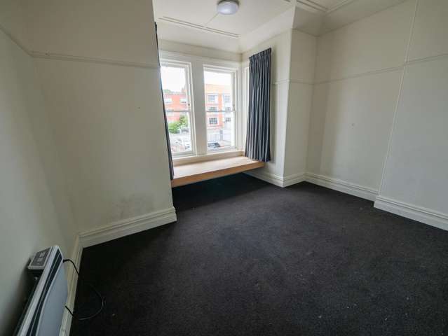 1/30 Tennyson Street City Centre_3