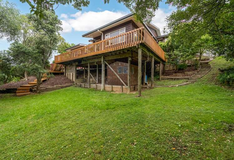 18 Gibson Place Mellons Bay_26