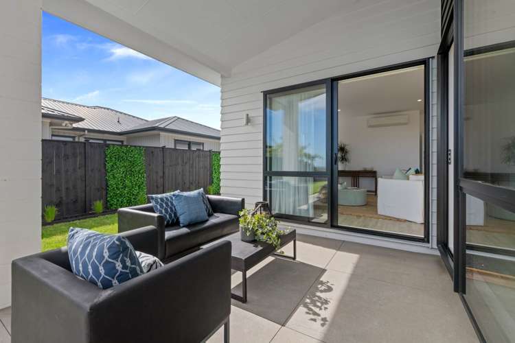 10 Karo Road Beachlands_18