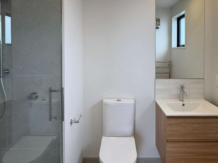 8/527 Hereford Street Linwood_6