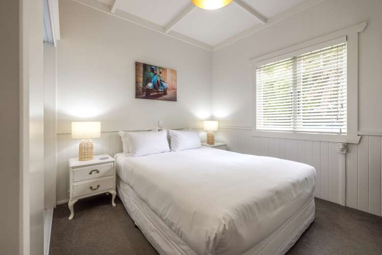 7 Surfdale Road Surfdale_10