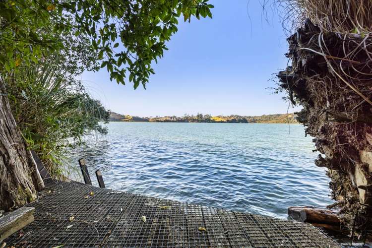 17 Young Street Mahurangi East_7