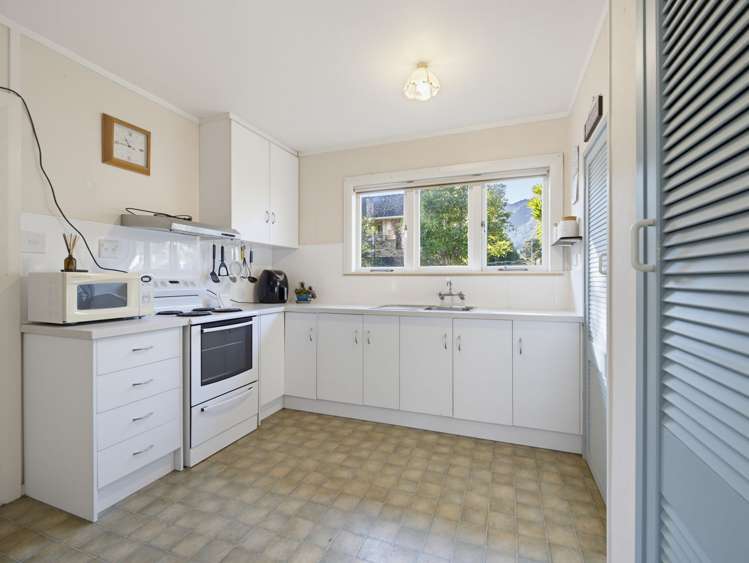 2 Hikutaia Street_4