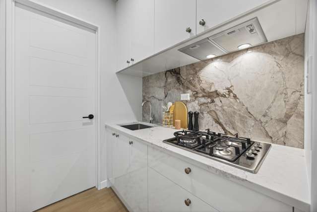 8 Tuwai Crescent Opaheke_3