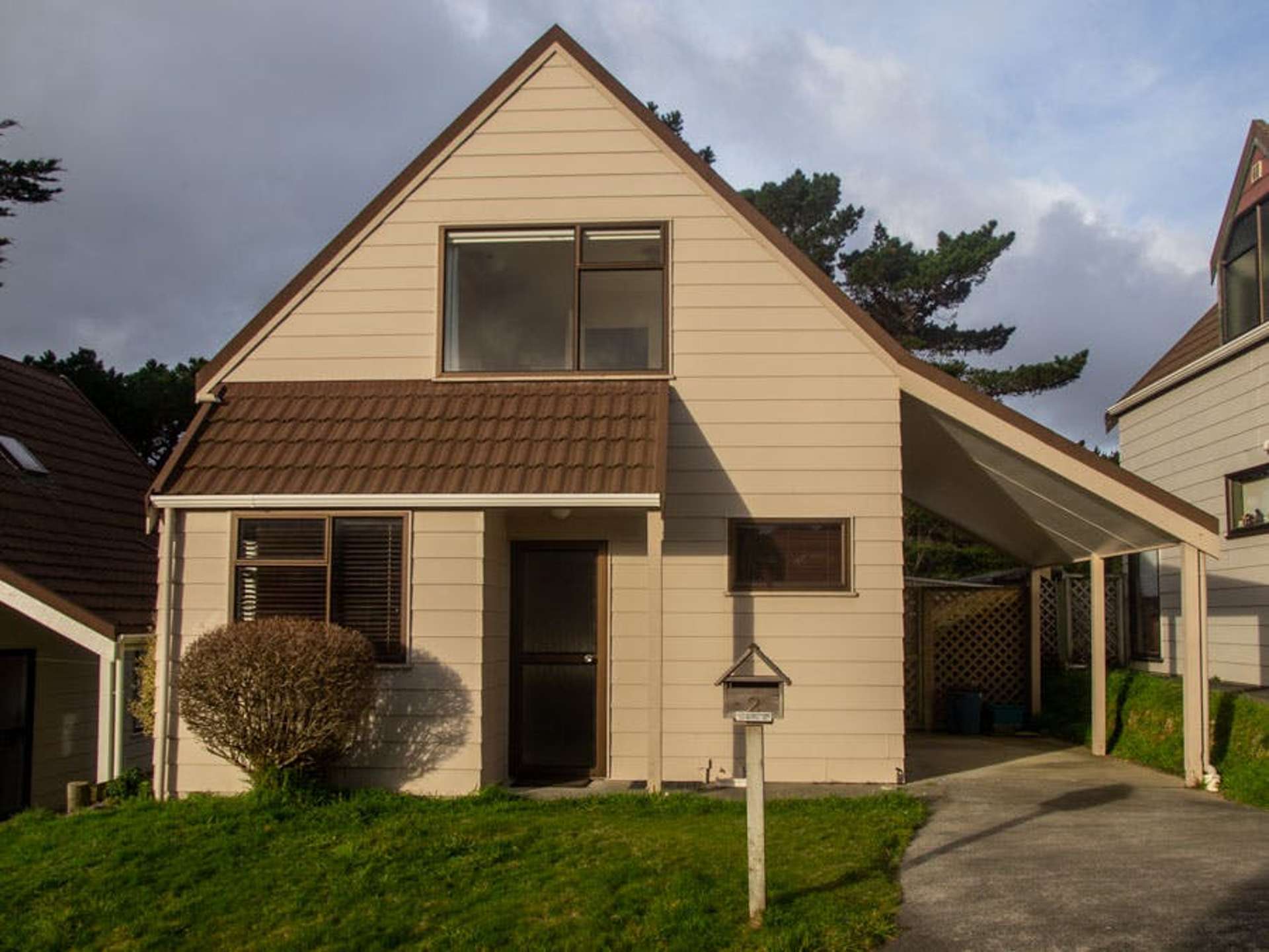 2/46 Wingfield Place Churton Park_0