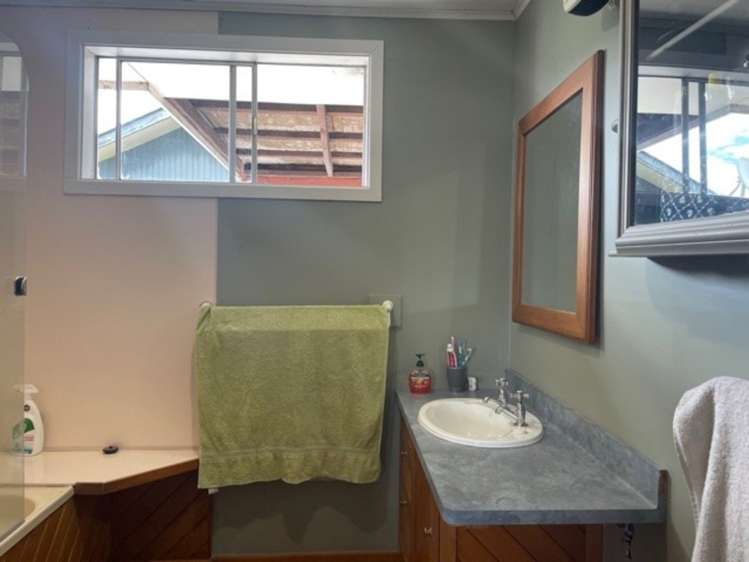 93 Russell Street Alexandra_12