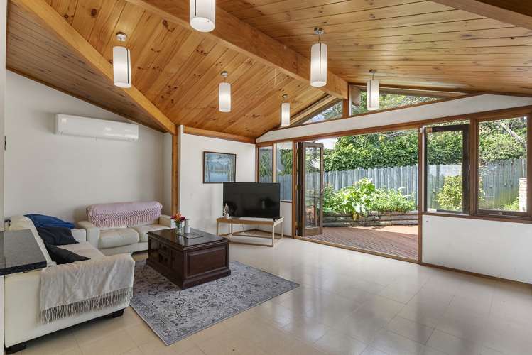 10 Jandell Crescent Bucklands Beach_6