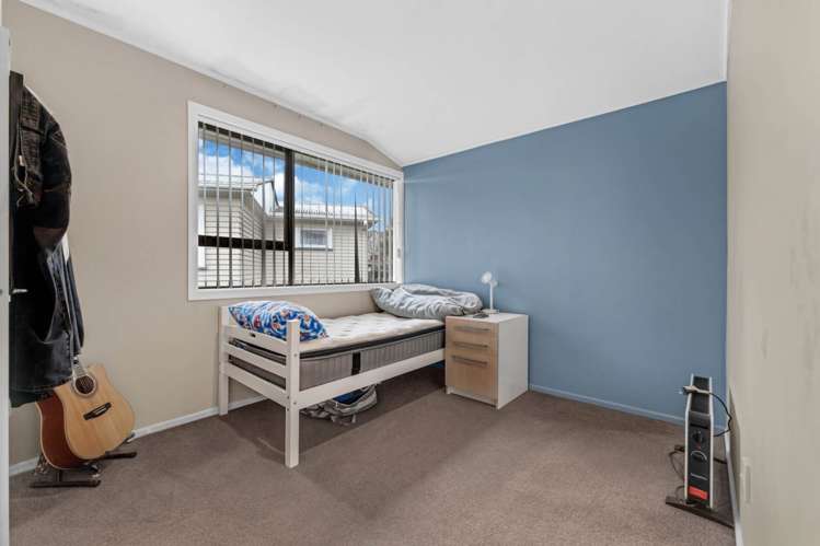 8 Barrie Avenue Papatoetoe_11