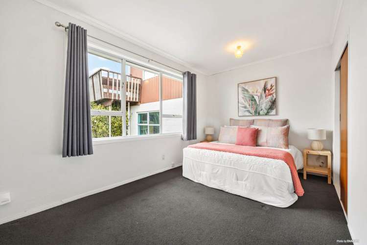 2/3172 Great North Road New Lynn_3