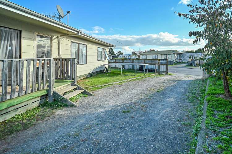 1/2 Arklow Place Flaxmere_1