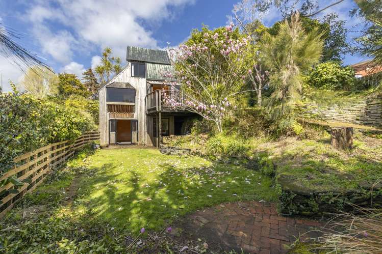 9 Lindaver Grove Merrilands_24