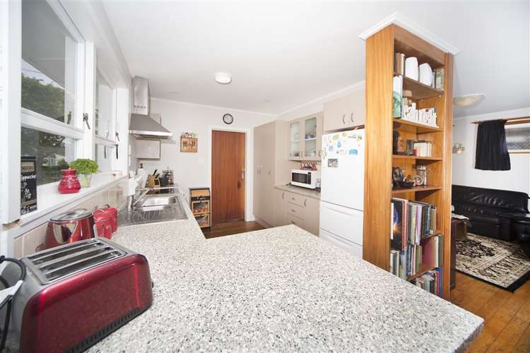 57b Hepburn Road Glendene_8