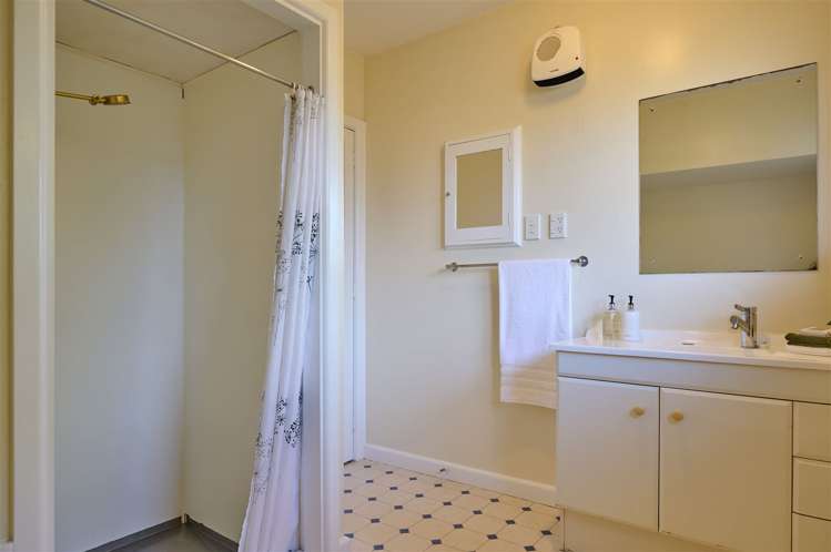 104a Blighs Road Strowan_11