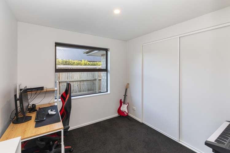 24 Halpin Drive Lincoln_10