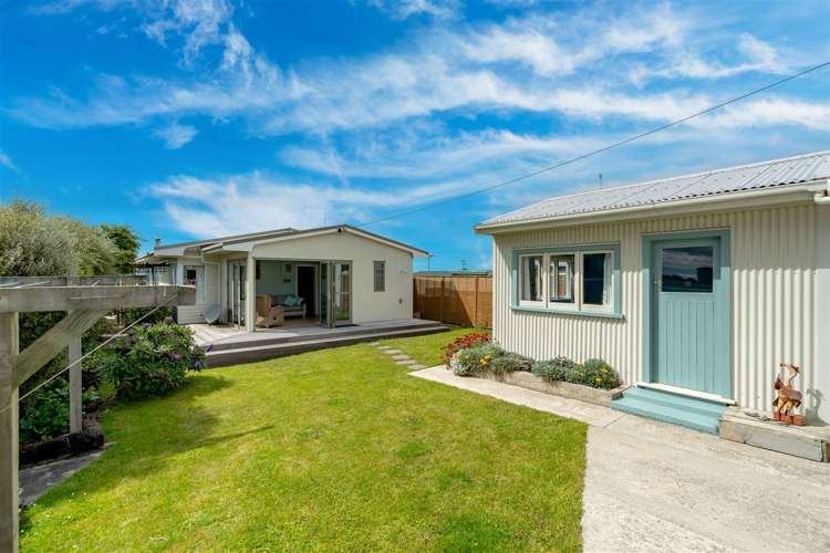 78 Esplanade Kaka Point_3