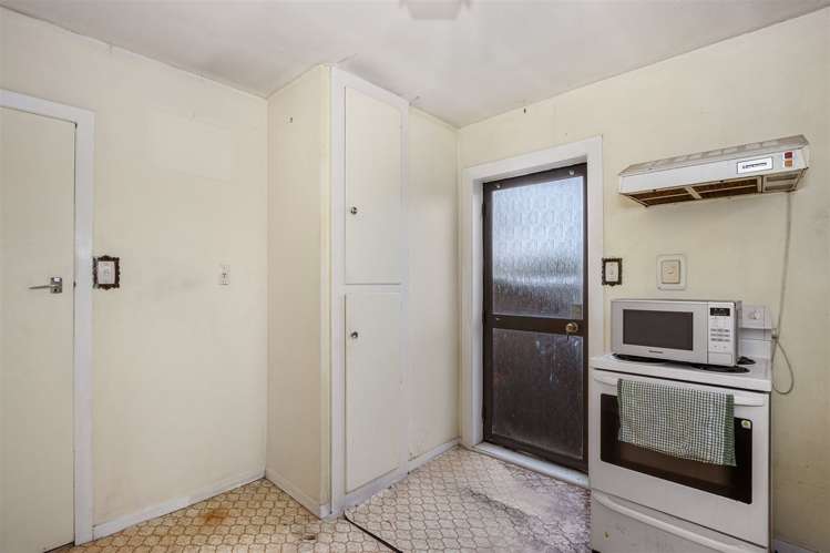 3/761 Ferry Road Woolston_5