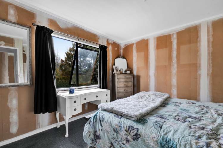 19 Chartwell Drive Eltham_14