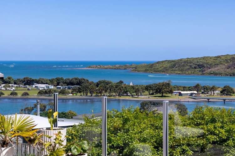 18 Upper Bow Street Raglan_16