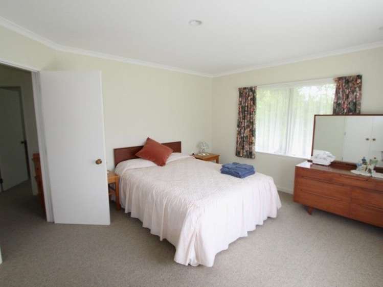 45 Riccarton Road Pahiatua_7