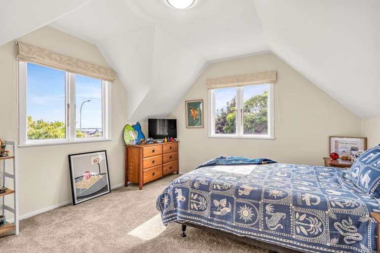 2 Hillplough Heights Richmond_19