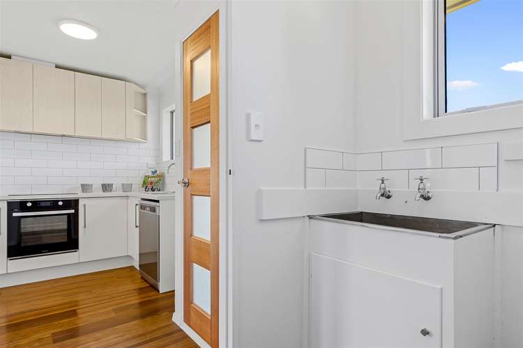 15 Gibson Drive Hornby_14