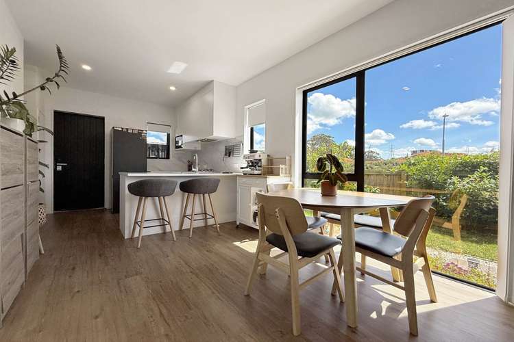 56 Picturesque Drive Flat Bush_6