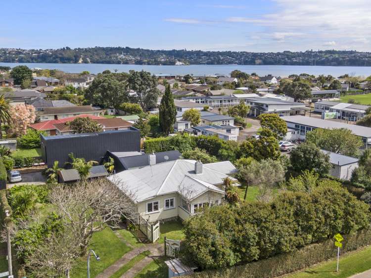 39 Muir Avenue Mangere Bridge_5