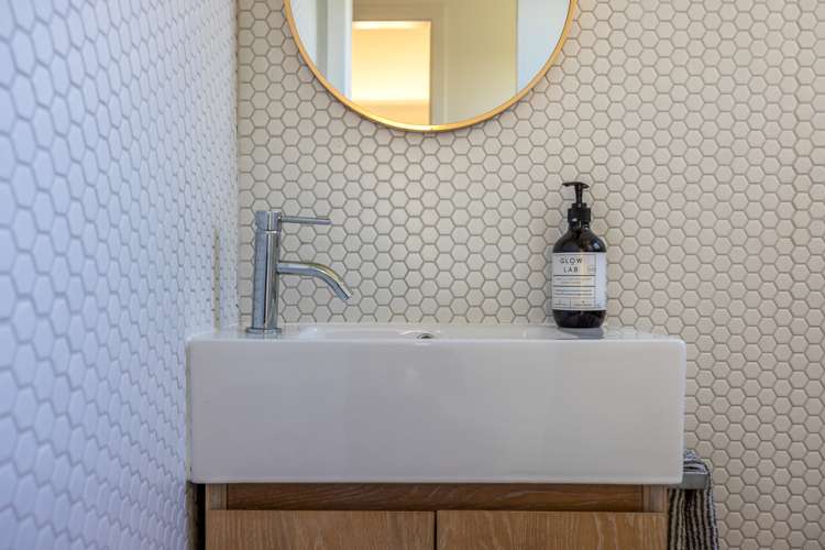 395a Sea View Road Onetangi_25