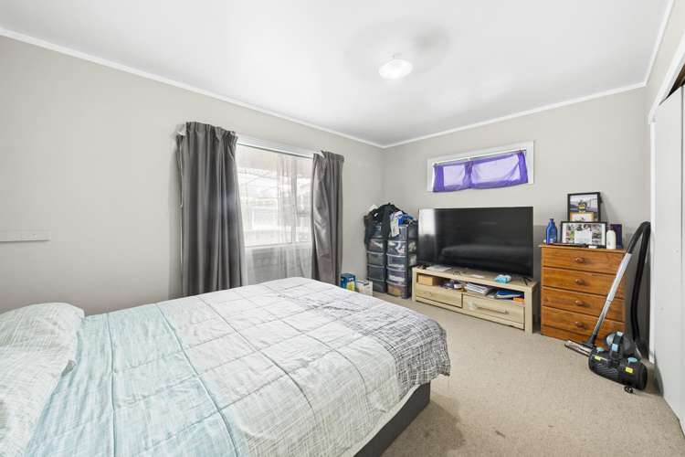 215 Buckland Road Mangere East_21