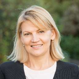 Elena Mackor