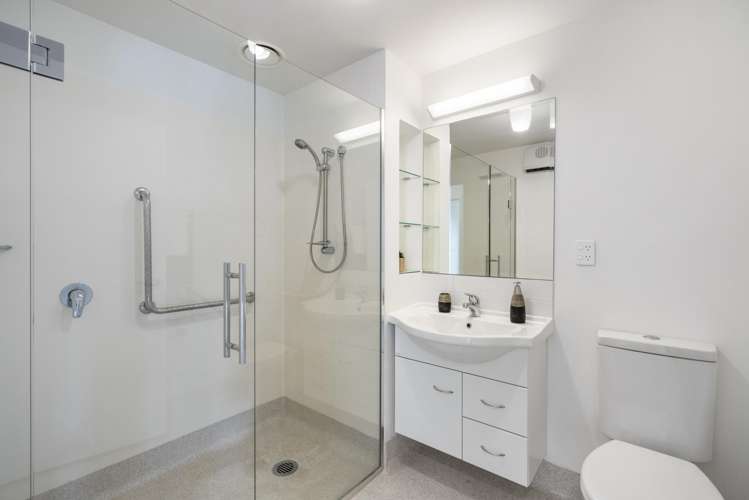 104/21A Swanson Road Henderson_10