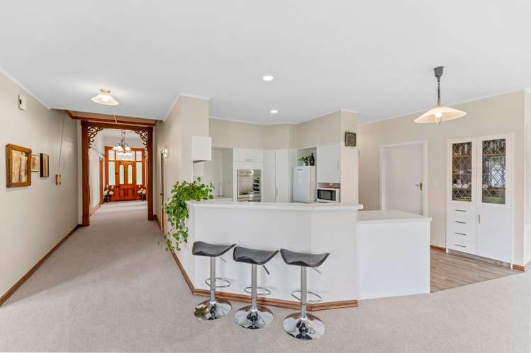 137 Lord Rutherford Road South Brightwater_13