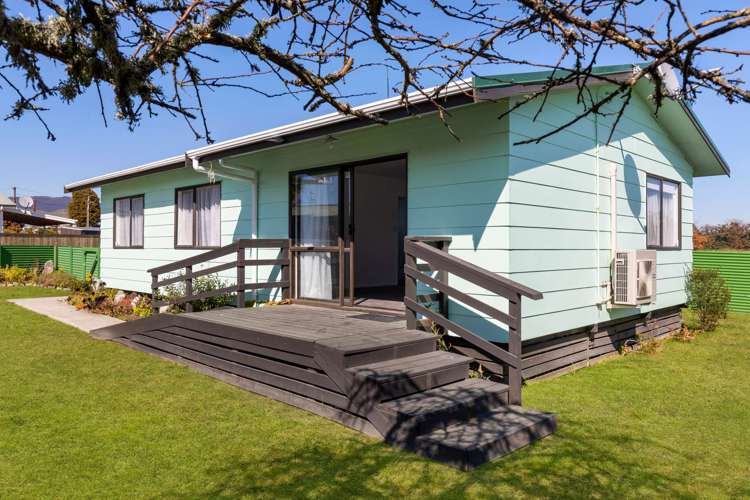 33 Sunrise Avenue Owhata_16