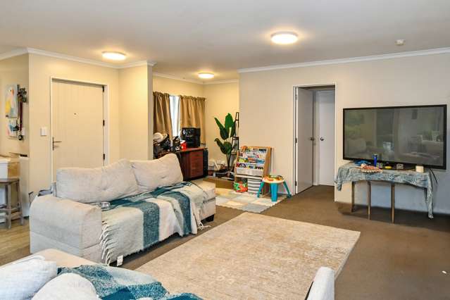 53h Hall Avenue Mangere_2